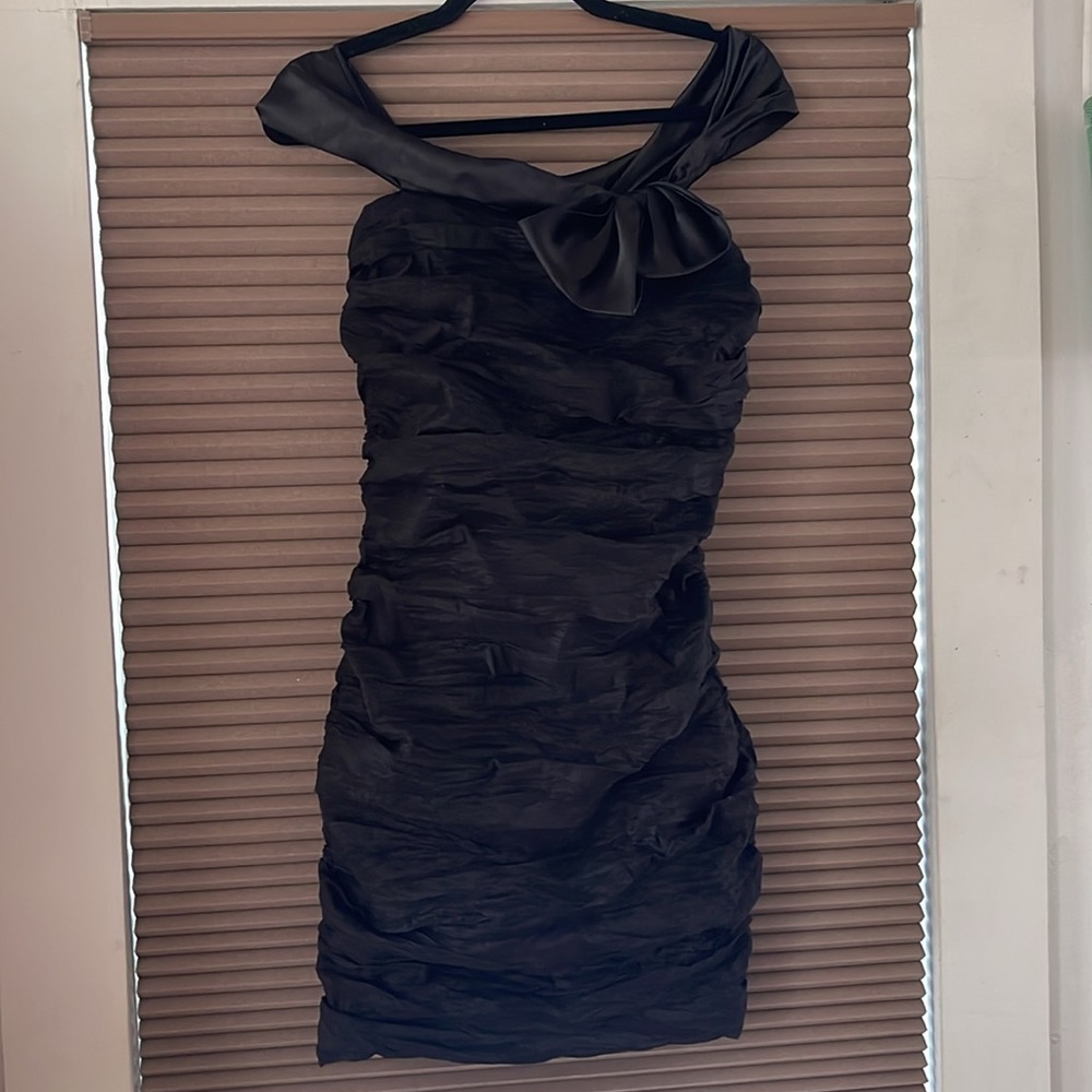 Rare Elegant Black Off-Shoulder Dress S - Picture 4 of 10